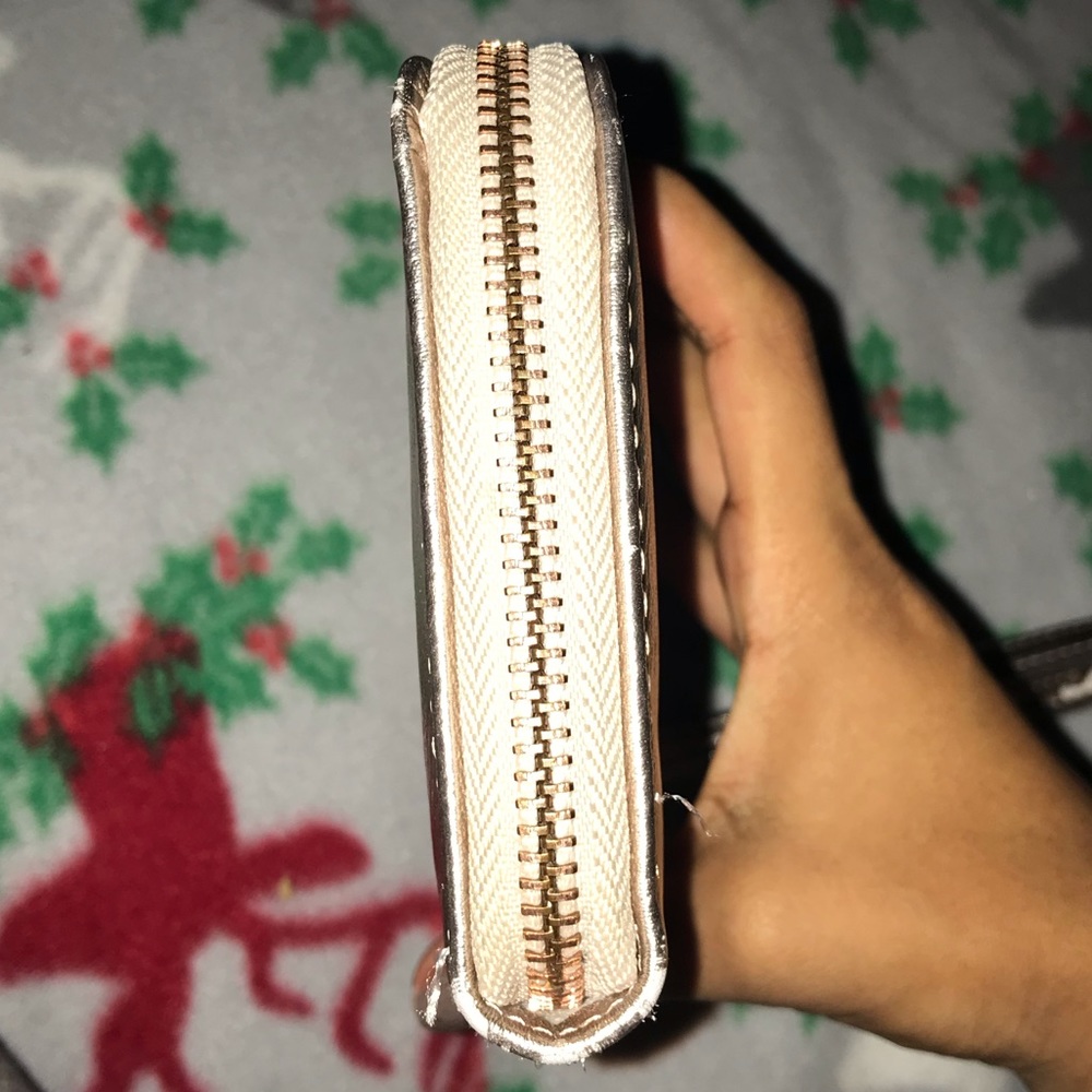 Wallet - Picture 6 of 7